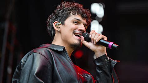 Omar Apollo Opens Up about his Explicit Cover Art – 'I Was .
